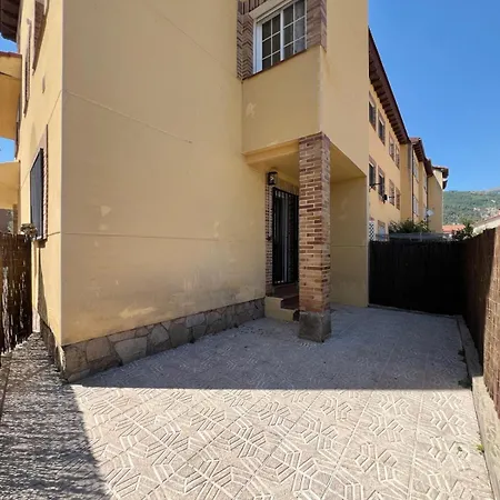 Casa Sol Y Valle * Sotillo de la Adrada