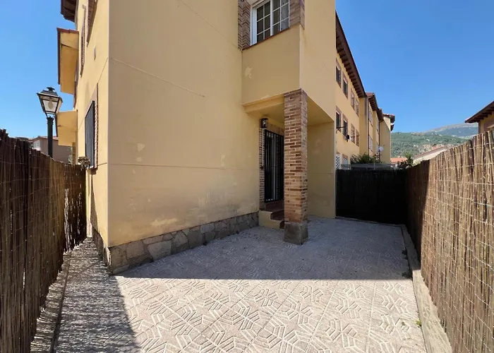 Casa Sol Y Valle * Sotillo de la Adrada